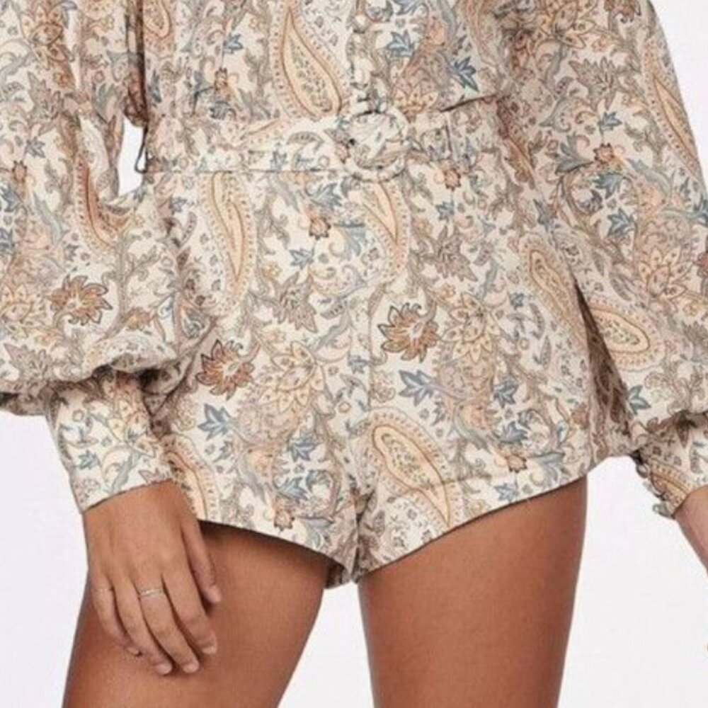 NWT Charlie Holiday Kelly Shorts – Size 8